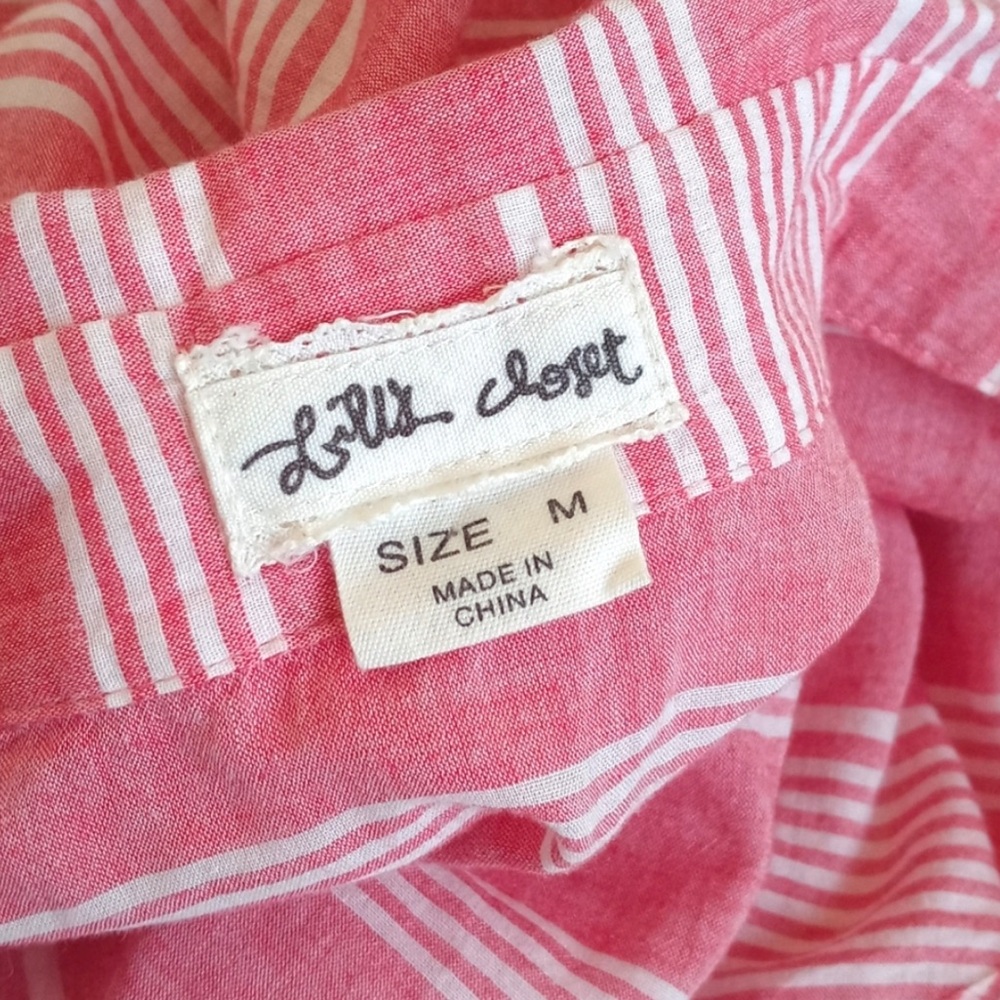 Lilies Closet Women's Lightweight Red White Stripe Long Sleeve Button Down Top M - Picture 2 of 10